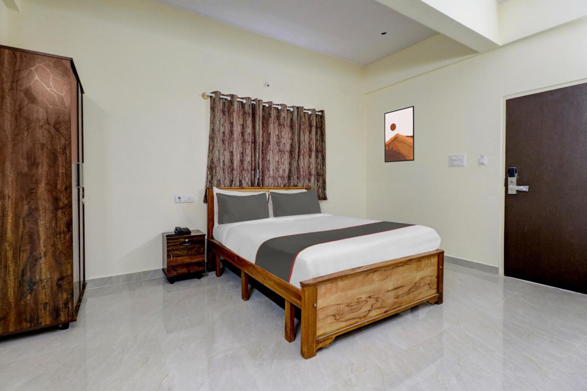 Hotel O Manyata Palace บังกาลอร์ ภายนอก รูปภาพ
